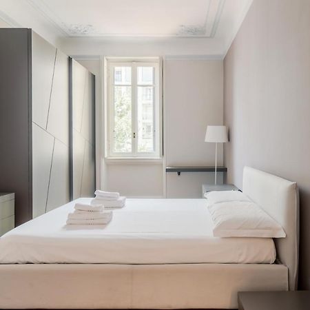 Lovely Apartment In Milano-Porta Romana W/ Balcony Milão Exterior foto