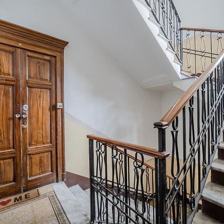 Lovely Apartment In Milano-Porta Romana W/ Balcony Milão Exterior foto
